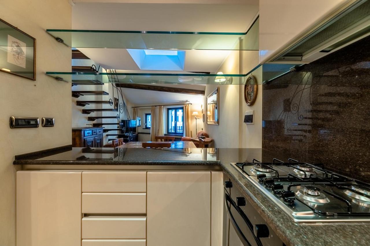 Dimora Lucrezia Appartement Savona Buitenkant foto